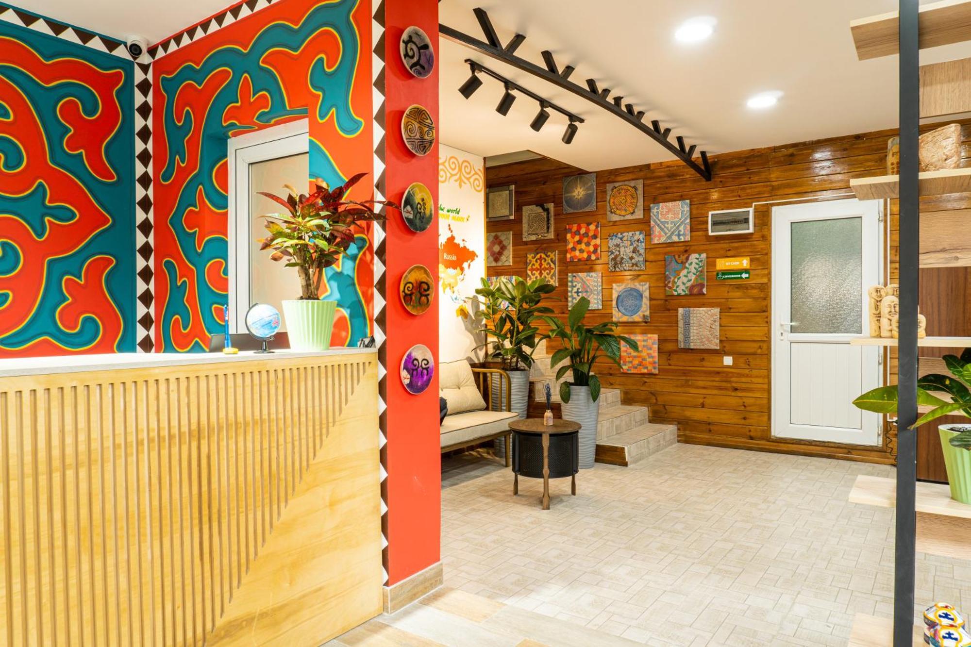 People Hostel & Coworking Bichkek Extérieur photo